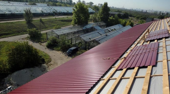 Недостатки и преимущества профнастила