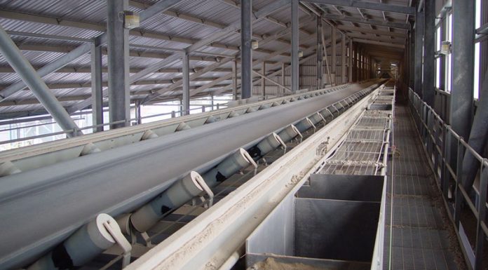 Какие редукторы подойдут для оснащения ленточных конвейеров?