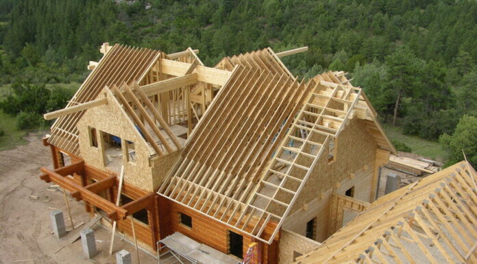 Основы кровельного строительства: значение качественной крыши, строительство крыши, стропильные фермы