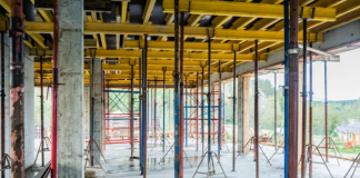 Где арендовать телескопические стойки для опалубки?