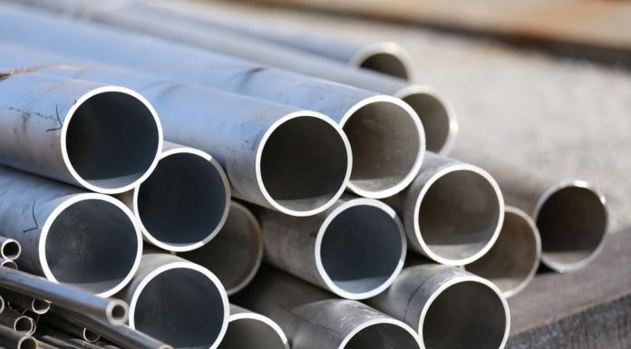 Бесшовная нержавеющая труба: где она применяется