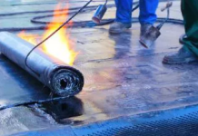 Рулонная кровля: как быстро починить производственные помещения