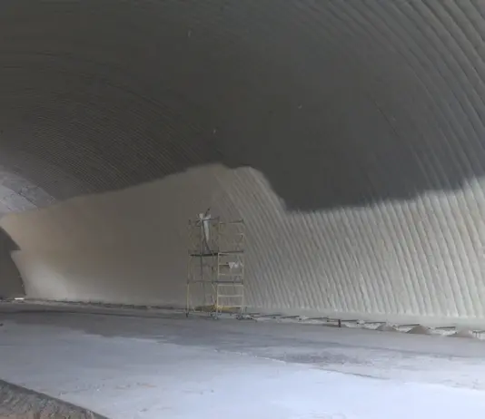 Утепление пенополиуретаном ангара: надежный способ сохранить тепло на складе