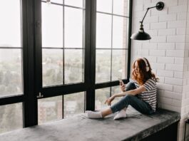 Теплое остекление балконов: материалы и технологии