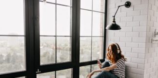 Теплое остекление балконов: материалы и технологии