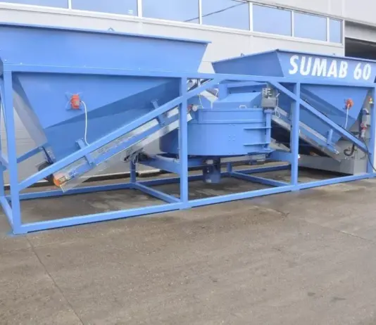 Сложности и нюансы стяжки плоской кровли на крупных объектах