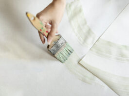 Клей для обоев: как выбрать оптимальный состав