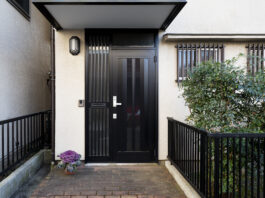 Факторы надежности: на что обратить внимание при выборе металлической двери