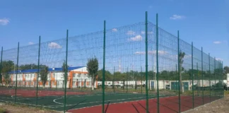 Ограждение 2D и 3D сетки на заказ: выбор оптимального решения для спортивного объекта