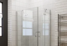 Точность и удобство: как индивидуальные размеры улучшают функциональность душевых ограждений