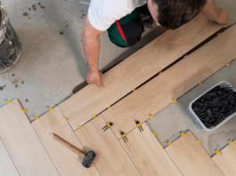 Как выбрать клей для паркета: советы экспертов по выбору лучшего состава