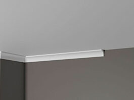 Потолочные плинтусы из полистирола: особенности, плюсы и монтаж