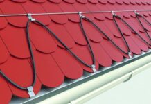 Уничтожение наледи: зачем нужен обогрев кровли и водостоков